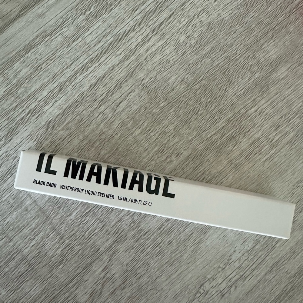 IL MAKIAGE Black Waterproof Eyeliner